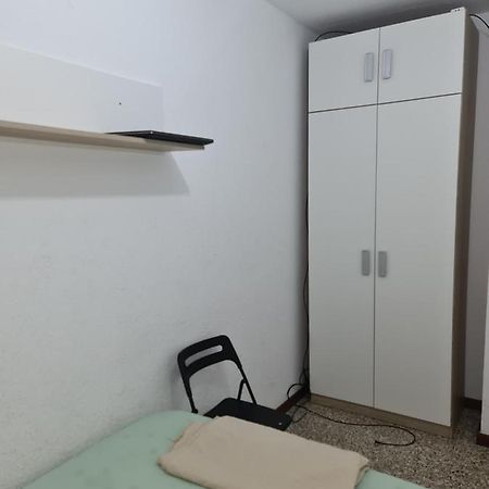 برشلونة Piso Habitacion المظهر الخارجي الصورة